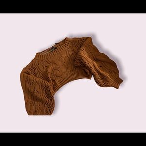 Hera collection sweater top size small